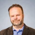 Dan Carroll Headshot.